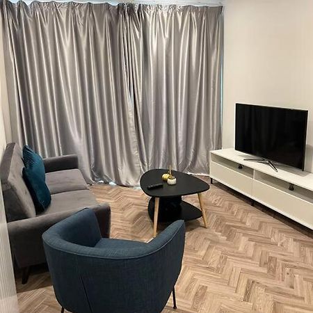 Stunning One Bedroom Apartment Londra Dış mekan fotoğraf